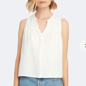 XIRENA ‘Carrie’ Gauze V-Neck Top, White, Medium